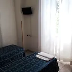 Maria Rosa Molas - Casa Per Ferie Pensjonat Rzym