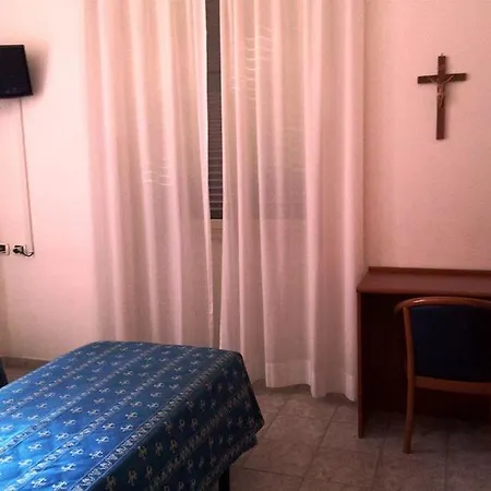 Guest house Maria Rosa Molas - Casa Per Ferie