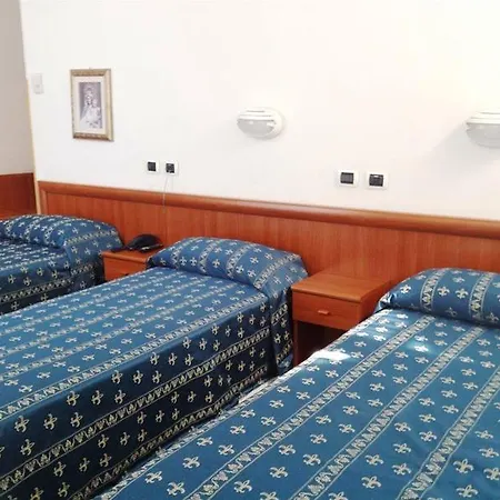 Maria Rosa Molas - Casa Per Ferie Guest house