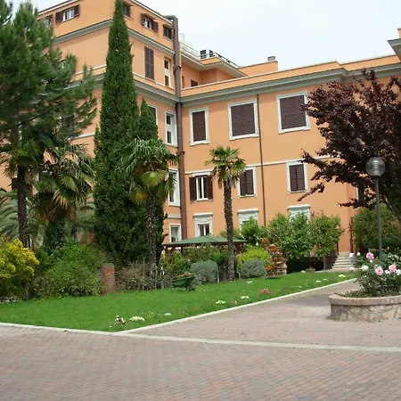 بيت ضيافة Maria Rosa Molas - Casa Per Ferie 3*