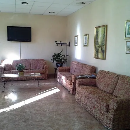 Maria Rosa Molas - Casa Per Ferie 3*