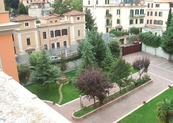 Maria Rosa Molas - Casa Per Ferie 3*