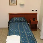 Maria Rosa Molas - Casa Per Ferie Vendégház Róma