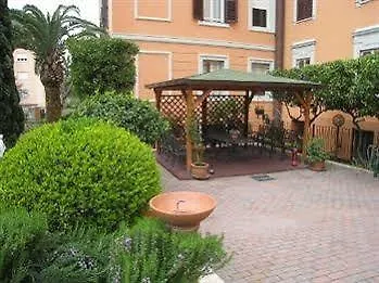 Maria Rosa Molas - Casa Per Ferie Maison d'hôtes Rome