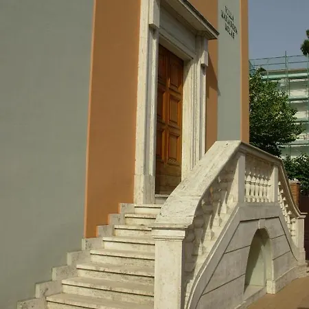 Maria Rosa Molas - Casa Per Ferie Maison d'hôtes 3*