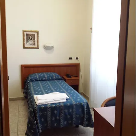 Affittacamere Maria Rosa Molas - Casa Per Ferie